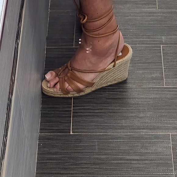 NWT.andre assous wrap up Wedge siz 9.5 - Picture 5 of 8